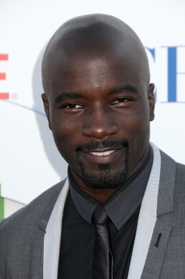 12162011_-_CBS_The_CW_And_Showtime_TCA_Party_-_Arrivals_001.jpg