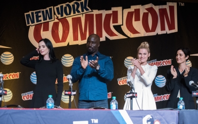 10102015_-_Marvels_Daredevil_And_Marvels_Jessica_Jones_At_New_York_Comic-Con_007.jpg