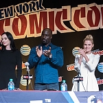 10102015_-_Marvels_Daredevil_And_Marvels_Jessica_Jones_At_New_York_Comic-Con_007.jpg
