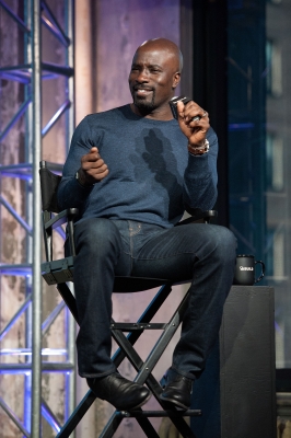 11202015_-_AOL_BUILD_Series_Mike_Colter_Jessica_Jones_003.jpg