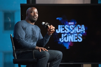 11202015_-_AOL_BUILD_Series_Mike_Colter_Jessica_Jones_010.jpg
