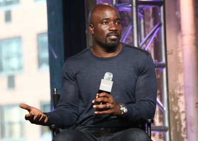11202015_-_AOL_BUILD_Series_Mike_Colter_Jessica_Jones_039.jpg
