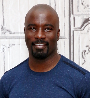 11202015_-_AOL_BUILD_Series_Mike_Colter_Jessica_Jones_046.jpg