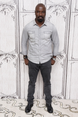 09282016_-_The_Build_Series_Presents_Mike_Colter_Discussing_Luke_Cage_005.jpg