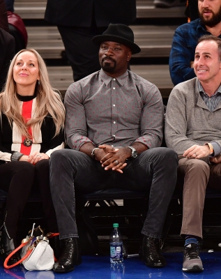 02042017_-_Celebrities_Attend_Cleveland_Cavaliers_Vs_New_York__001.jpg