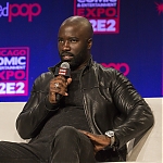 04232017_-_2017_C2E2_Chicago_Comic_and_Entertainment_Expo_004.jpg