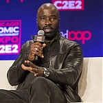 04232017_-_2017_C2E2_Chicago_Comic_and_Entertainment_Expo_006.jpg
