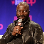 04232017_-_2017_C2E2_Chicago_Comic_and_Entertainment_Expo_021.jpg