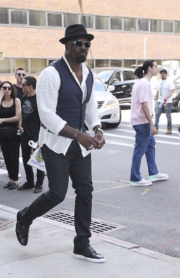 06202018_-_Celebrity_Sightings_In_New_York_013.jpg