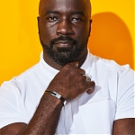 07182019_-_Pizza_Hut_Lounge_at_2019_Comic-Con_International_-_San_Diego_-_Portraits_006.jpg