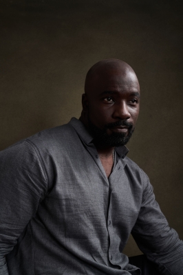 10032019_-_2019_New_York_Comic_Con_Portraits_TV_Guide_Magazine_004.jpg