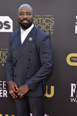03132022_-_27th_Annual_Critics_Choice_Awards_-_Arrivals_002.jpg