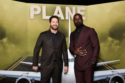 01102023_-_Plane_New_York_Screening_012.jpg