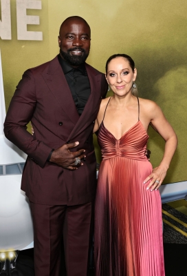 01102023_-_Plane_New_York_Screening_020.jpg