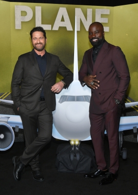01102023_-_Plane_New_York_Screening_023.jpg