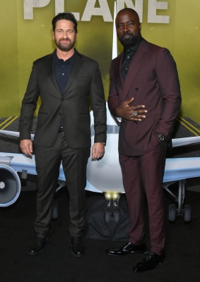 01102023_-_Plane_New_York_Screening_030.jpg