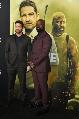 01102023_-_Plane_New_York_Screening_035.jpg